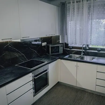 Papa's House Willa Kalithies