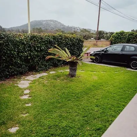 Papa's House Καλυθιές