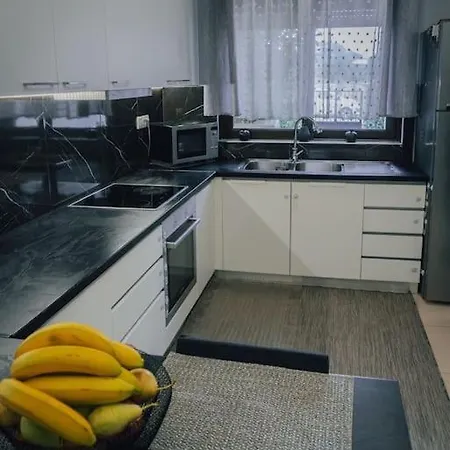Βίλα Papa's House Καλυθιές